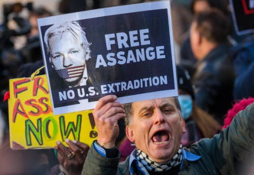 Reino Unido ordena extradição de Julian Assange aos EUA
