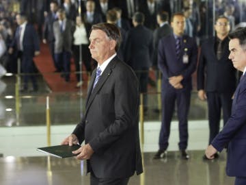 O então presidente Jair Bolsonaro, falava à imprensa no Palácio da Alvorada após vitoria de Lula nas urnas.