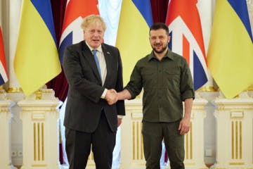 Johnson e Zelensky se reuniram em Kiev