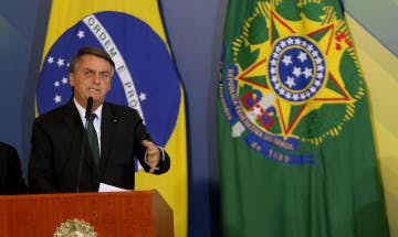 Bolsonaro sanciona com vetos lei que previa compensações de ICMS